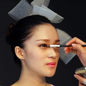美容培訓(xùn)學(xué)校告訴你—不同膚質(zhì)如何遮瑕？