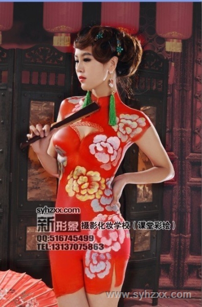 學員人體彩繪展示